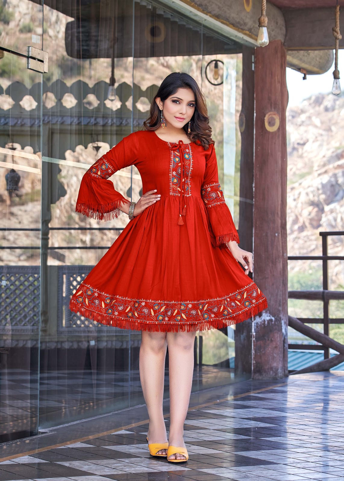Cotton Weaving Handwork Kurti With Organza Pants With Lace Work And Pure  Viscose Organza Dupatta at Rs 1750 | designer kurti in Surat | ID:  2851284272355