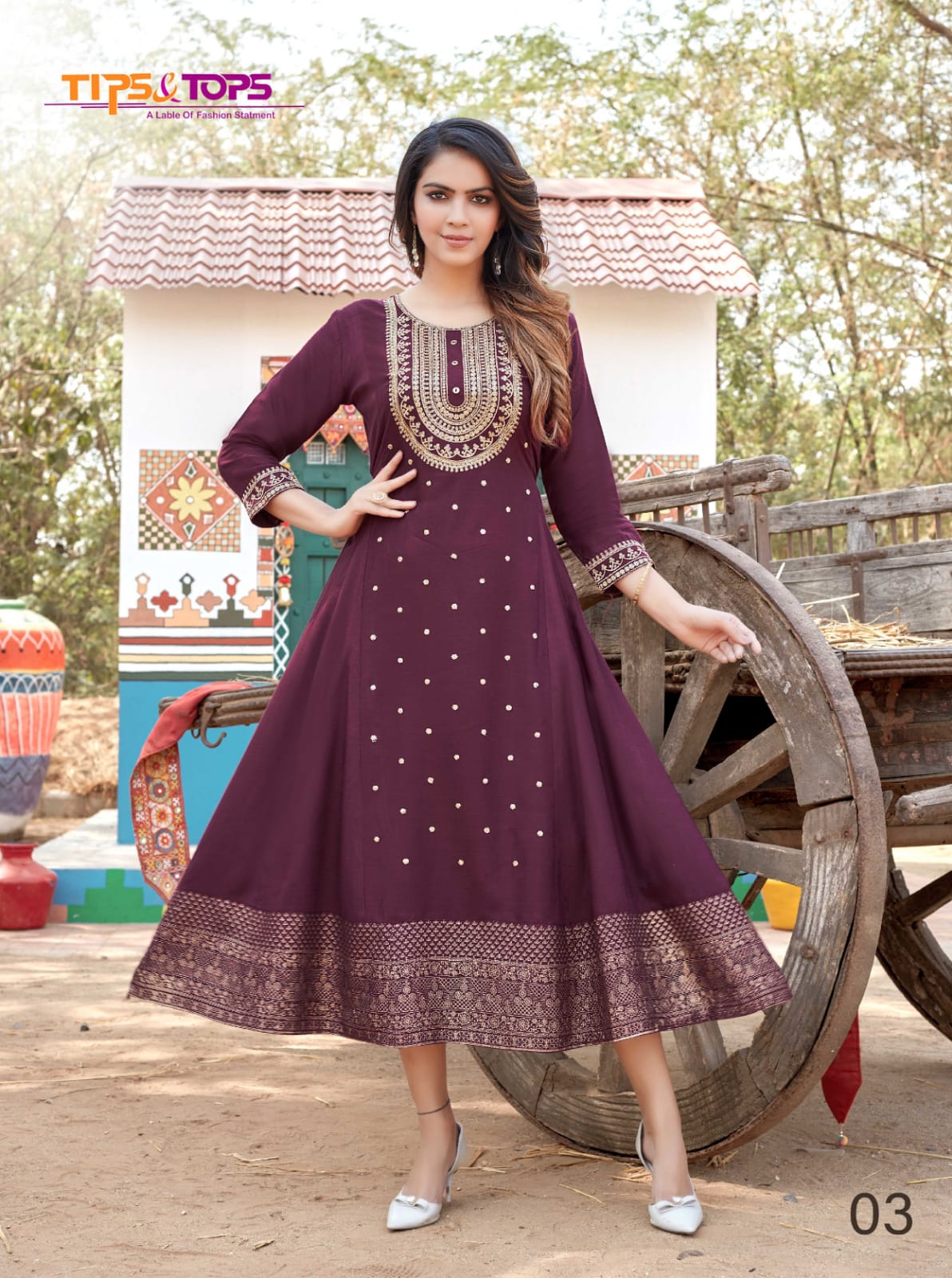 Anarkali style Kurtis Be little smart and try different types of kurtis to  create unique style statement. Wear casual flared or designer kurti for  cool college style, anarkalis for wedding, straight long